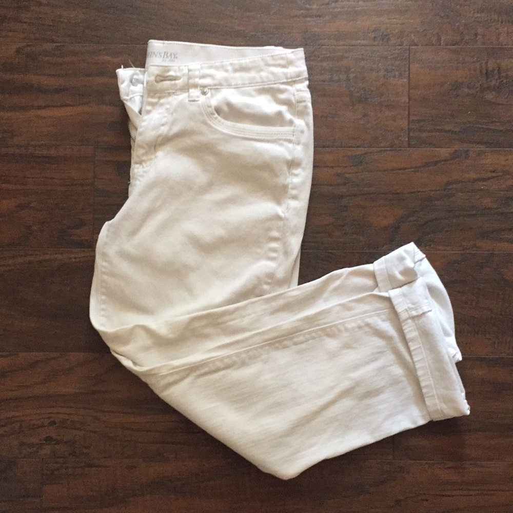 White denim capris